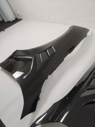 AL Style Vented Fenders for G8X M4