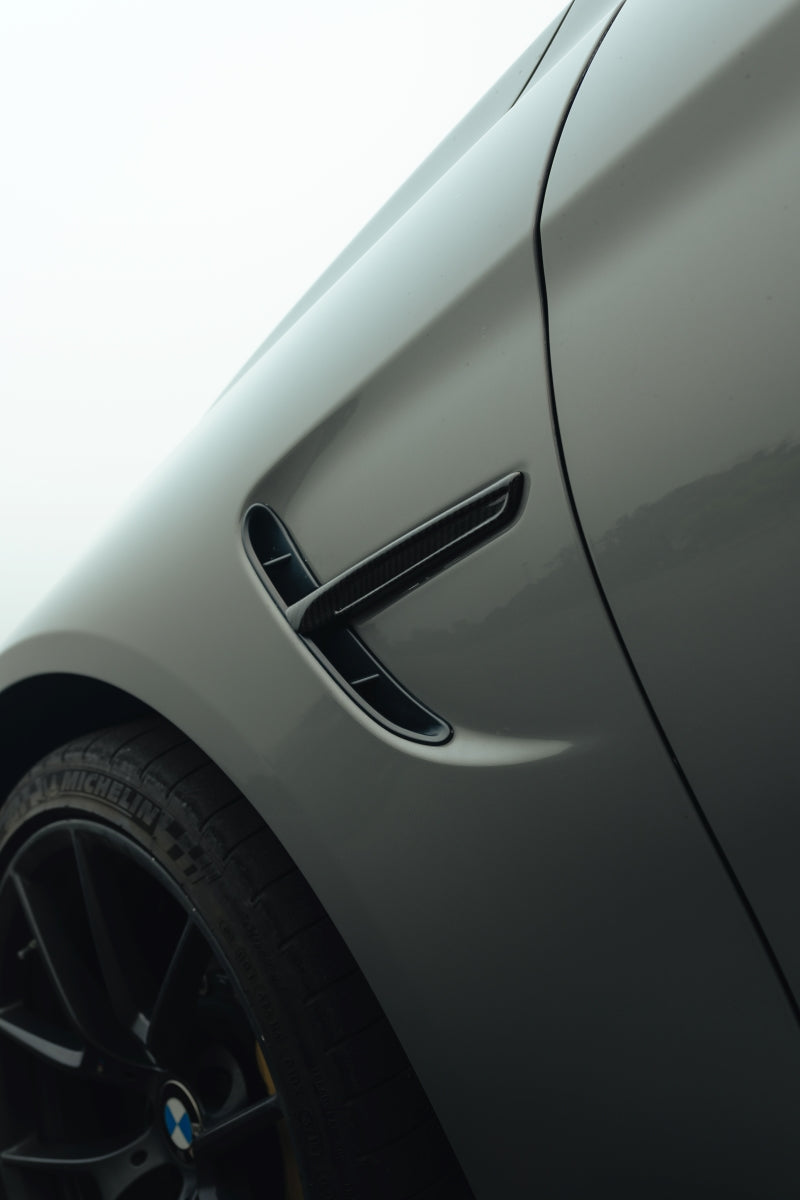 Carbon Fiber Fender Vent Trim Set for BMW F80 M3 and F82 F83 M4